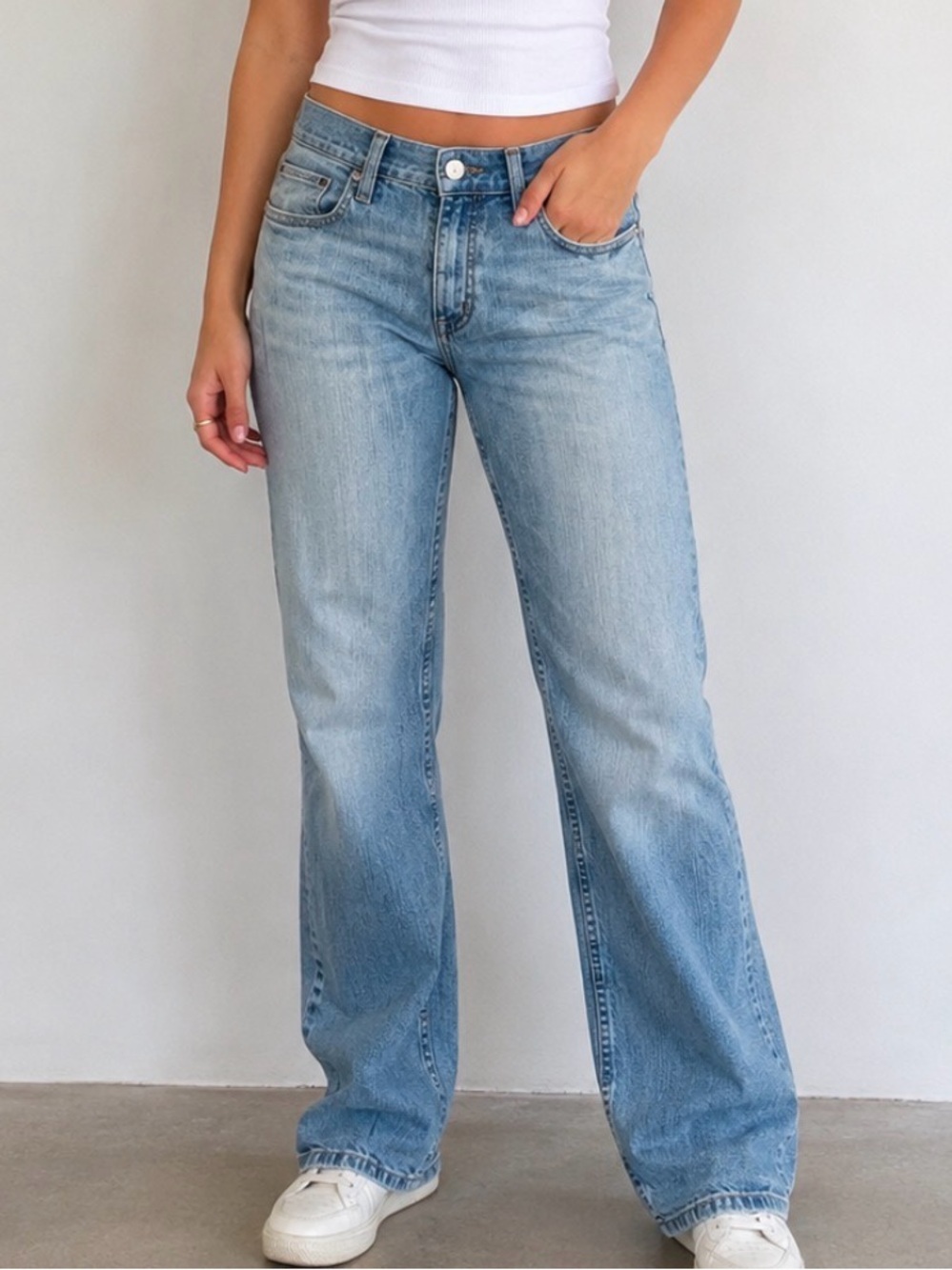 True Craft Light Blue Women's Straight-Leg Jeans - Classic Everyday SZ 34"X32"